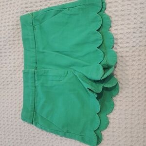 Scalloped hem Shorts size 7 (40)